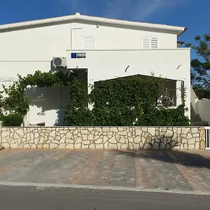  Apartment Oaza